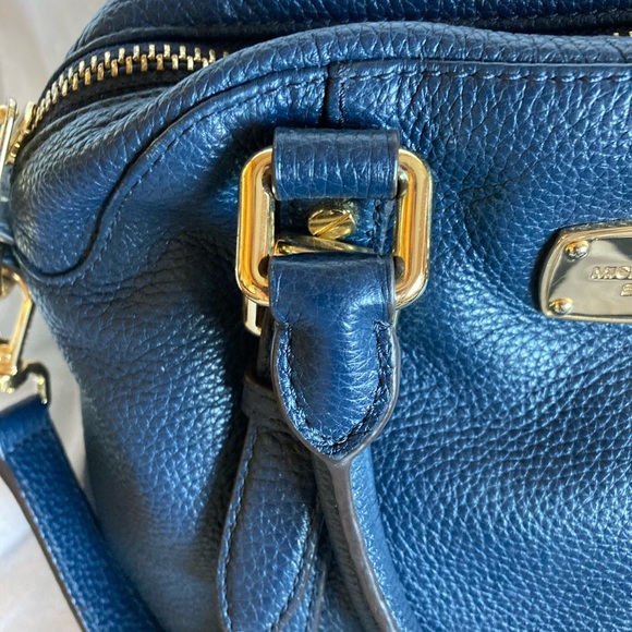 MICHAEL KORS VINTAGE LEATHER PURSE EUC BLUE SATCHEL 11x9x5 - Picture 5 of 12